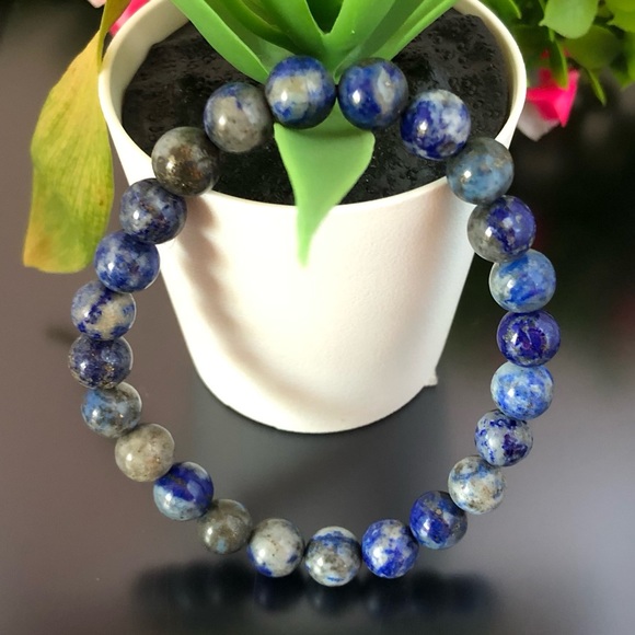 Lapis Lazuli 8mm Natural Stone Beads Stretchable Bracelet - Picture 2 of 2